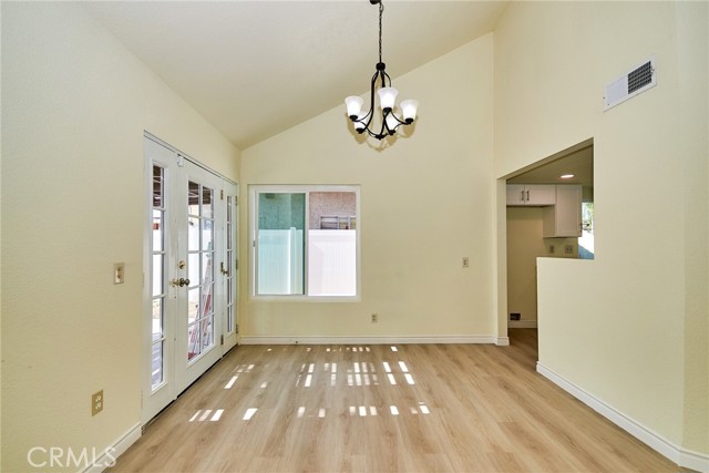 Detail Gallery Image 14 of 50 For 13855 Calada Dr, Moreno Valley,  CA 92553 - 4 Beds | 2 Baths