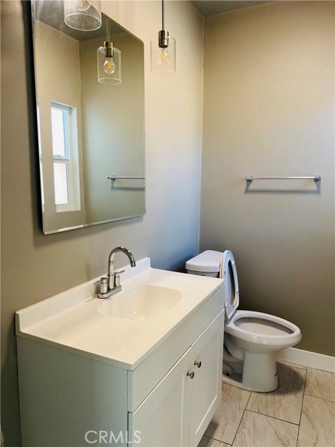 Detail Gallery Image 12 of 18 For 6428 S Van Ness Ave, Los Angeles,  CA 90047 - – Beds | – Baths