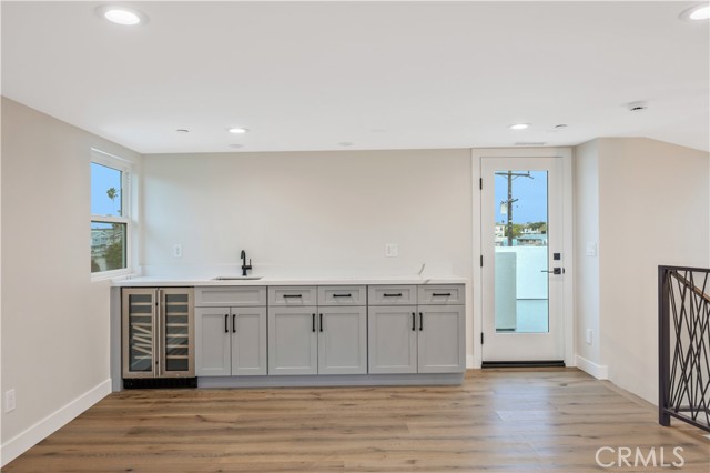 1804 Blossom Lane, Redondo Beach CA: https://media.crmls.org/medias/21dfd9fe-2d5a-4ac3-b38d-532c0a1fd658.jpg