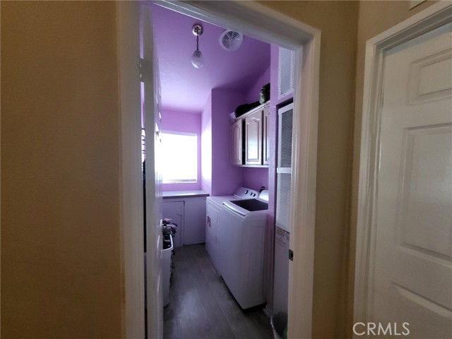 Detail Gallery Image 4 of 18 For 19842 Emerald Creek Dr, Canyon Country,  CA 91351 - 3 Beds | 2 Baths