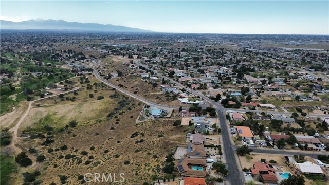 Detail Gallery Image 6 of 7 For 18155 Orange, Hesperia,  CA 92345 - – Beds | – Baths