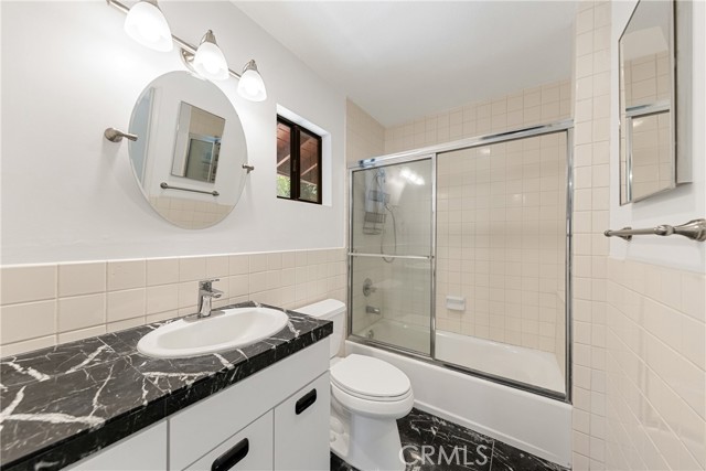 6 Woodland Lane, Arcadia CA: https://media.crmls.org/medias/21e174f5-ce2c-45ce-9c95-73f8cec78ac6.jpg