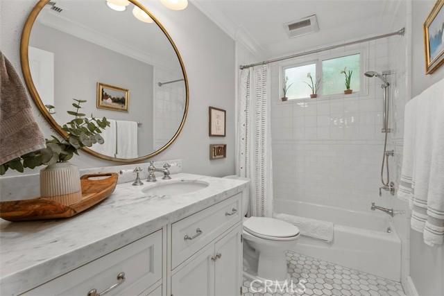 19256 Jasper Hill Road, Lake Forest CA: https://media.crmls.org/medias/21e2704a-9151-4d73-99ae-804196fbc922.jpg
