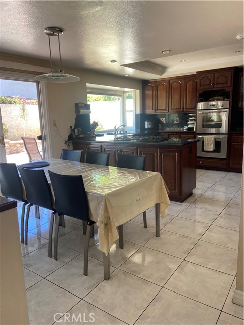 Detail Gallery Image 13 of 43 For 12558 Corellian Ct, Cerritos,  CA 90703 - 4 Beds | 3 Baths