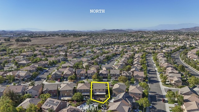 31659 Rosales Avenue, Murrieta CA: https://media.crmls.org/medias/21e2b019-9f5e-44c5-8f95-8d41bb1bb963.jpg