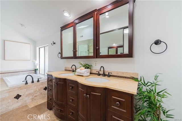 Detail Gallery Image 31 of 39 For 15 Elderberry, Irvine,  CA 92603 - 3 Beds | 2/1 Baths