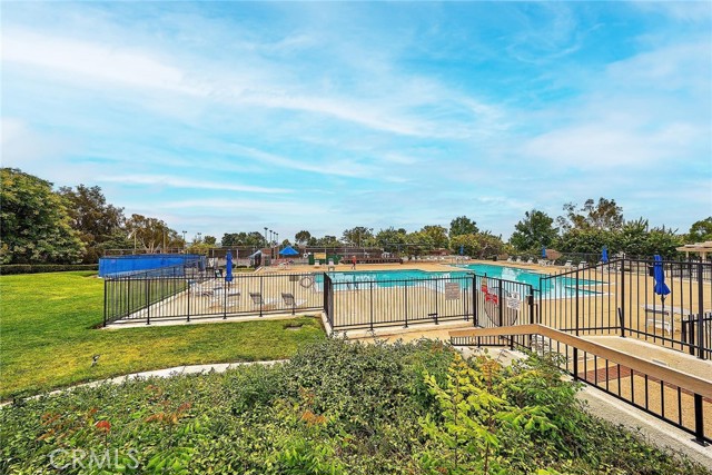 Detail Gallery Image 26 of 30 For 15922 Alta Vista Dr #C,  La Mirada,  CA 90638 - 2 Beds | 2 Baths