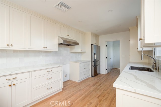 419 Avenue F, Redondo Beach, California 90277, 3 Bedrooms Bedrooms, ,1 BathroomBathrooms,Residential,Sold,Avenue F,SB22047389