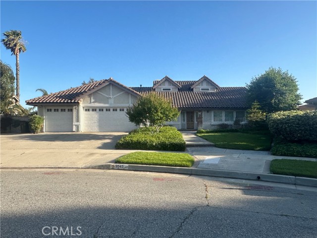 Detail Gallery Image 1 of 9 For 9545 Alta Loma Dr, Rancho Cucamonga,  CA 91737 - 5 Beds | 2/1 Baths