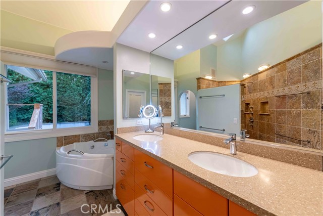 1525 Ramona Drive, Camarillo CA: https://media.crmls.org/medias/21e7df46-b210-4e46-aafe-9c671660bb54.jpg