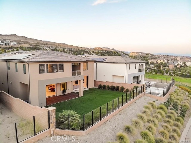 11527 N Darcy, Porter Ranch CA: https://media.crmls.org/medias/21e84b46-a3ea-4924-a4c1-31b32591d035.jpg