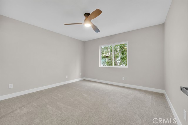 Detail Gallery Image 16 of 34 For 20015 Gilbert, Canyon Country,  CA 91351 - 4 Beds | 3 Baths