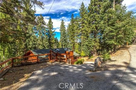 Detail Gallery Image 39 of 44 For 42962 Dogwood Dr, Big Bear Lake,  CA 92315 - 3 Beds | 2 Baths