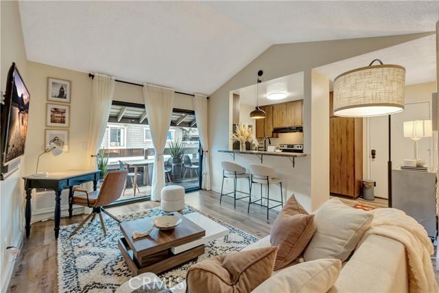 Front Image Thumbnail for CRNP25265709