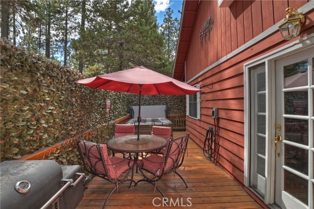 Detail Gallery Image 39 of 49 For 43035 Encino Rd, Big Bear Lake,  CA 92315 - 4 Beds | 3 Baths