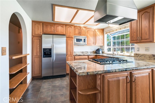 Detail Gallery Image 9 of 33 For 682 W Avenue L, Calimesa,  CA 92320 - 3 Beds | 2 Baths