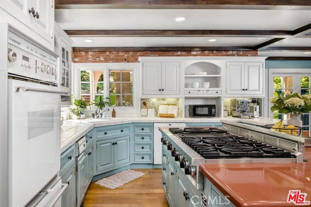 5255 ROUND MEADOW Road, Hidden Hills CA: https://media.crmls.org/medias/21ed73eb-7fe3-4105-a6a0-ab92df1eccec.jpg