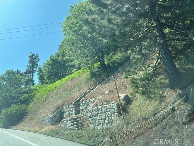 28879 Sycamore Drive, Lake Arrowhead CA: https://media.crmls.org/medias/21eda1ce-7f6f-4cde-8b5f-8784f77d3ff8.jpg