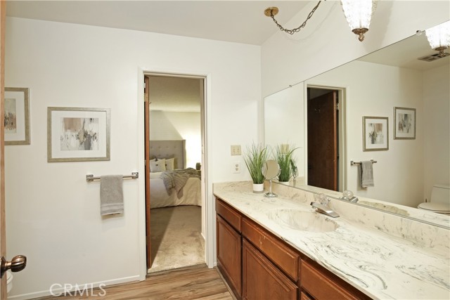 Detail Gallery Image 17 of 37 For 10420 Downey Ave #101,  Downey,  CA 90241 - 2 Beds | 2 Baths