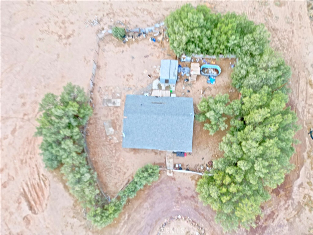 https://media.crmls.org/medias/21ede68f-c232-4a62-8685-0749a7e1b5e2.jpg?preset=X-Large