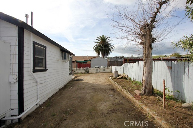 Detail Gallery Image 5 of 22 For 126 Maricopa, Taft,  CA 93268 - 2 Beds | 1 Baths