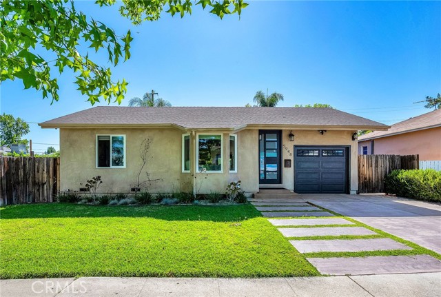 Detail Gallery Image 1 of 34 For 5948 Hesperia Ave, Encino,  CA 91316 - 3 Beds | 2/1 Baths