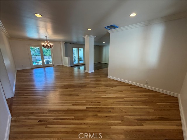 Detail Gallery Image 12 of 24 For 16248 Darcia Pl, Encino,  CA 91436 - 4 Beds | 4 Baths