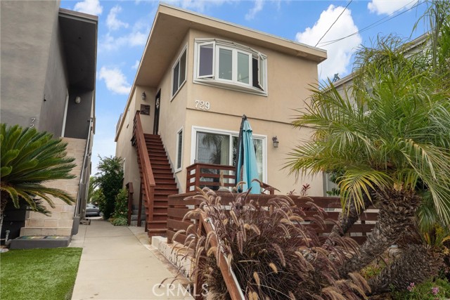 729 Longfellow Avenue, Hermosa Beach CA: https://media.crmls.org/medias/21ef824b-b2c1-4469-a492-196215813f42.jpg