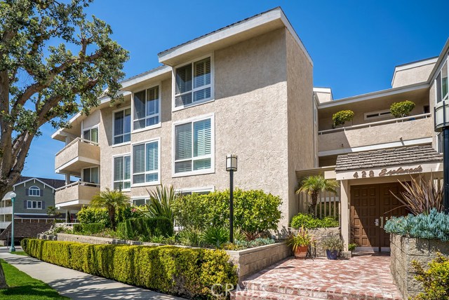 428 Esplanade, Redondo Beach, California 90277, 2 Bedrooms Bedrooms, ,2 BathroomsBathrooms,Residential,Sold,Esplanade,SB18082692