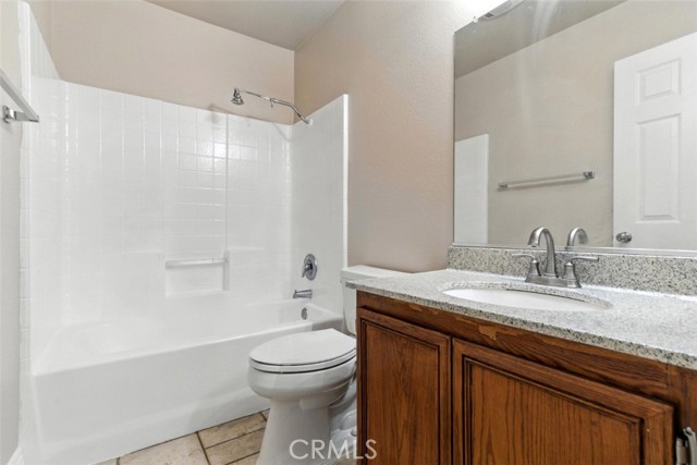 Detail Gallery Image 32 of 38 For 15642 Bristol Ct, Fontana,  CA 92337 - 3 Beds | 2/1 Baths