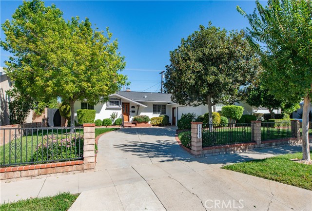 22449 Burton Street photo 37