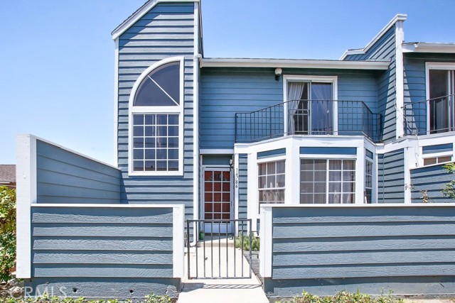 14786 Pioneer Blvd, Norwalk CA: https://media.crmls.org/medias/21f1488a-f02e-4b98-91c8-c4f181e950c3.jpg