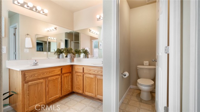 Detail Gallery Image 32 of 38 For 592 Desiree Ln, Chico,  CA 95973 - 4 Beds | 2 Baths