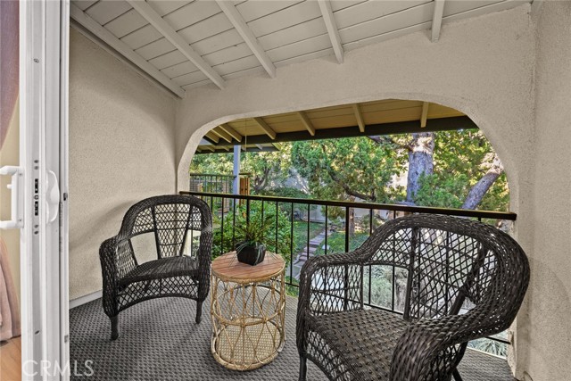 Detail Gallery Image 13 of 20 For 2441 Loma Vista, Pasadena,  CA 91104 - 3 Beds | 2/1 Baths