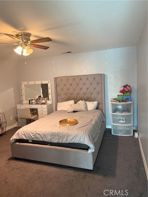 Detail Gallery Image 8 of 11 For 7667 Yellow Iris Ct, Fontana,  CA 92336 - 5 Beds | 3 Baths