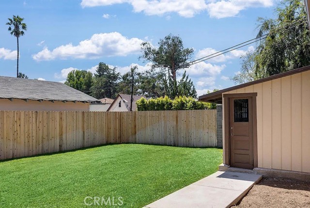 Detail Gallery Image 27 of 30 For 977 N Hill Ave, Pasadena,  CA 91104 - 3 Beds | 2 Baths