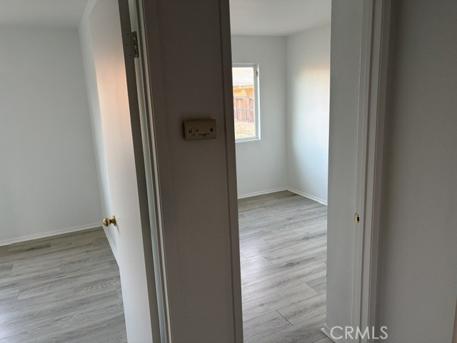 https://media.crmls.org/medias/21f35e7d-aac8-4e31-b44e-67c352632d58.jpg?preset=X-Large