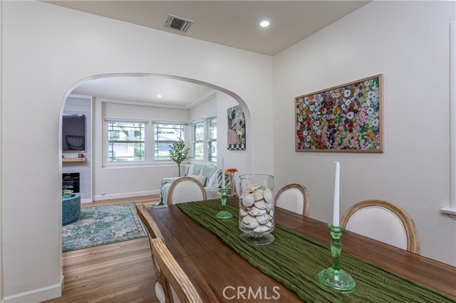 Detail Gallery Image 7 of 52 For 1902 N Pass Ave, Burbank,  CA 91505 - 3 Beds | 3 Baths