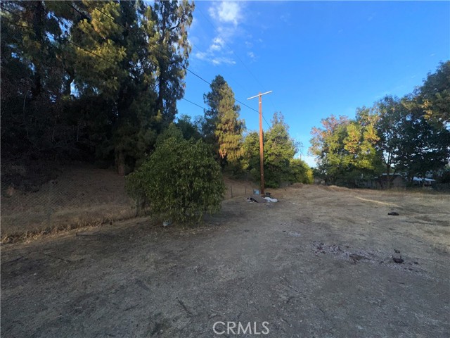 10810 Woodley Avenue, Granada Hills CA: https://media.crmls.org/medias/21f4009d-75b7-4c86-acea-184c8f1690a1.jpg