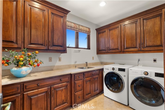 4 Le Conte, Laguna Niguel CA: https://media.crmls.org/medias/21f42104-3229-4efb-9561-c5329c710fad.jpg