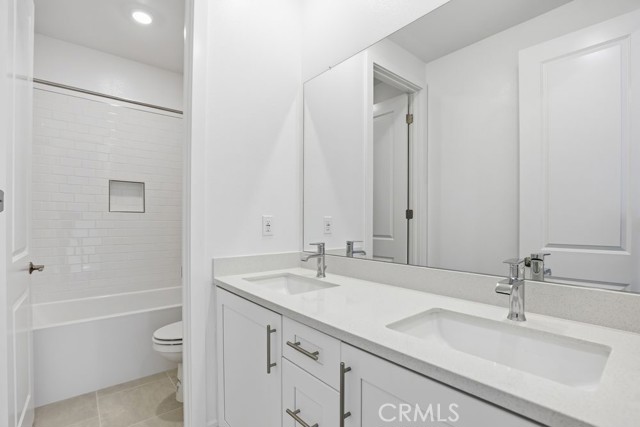 673 Beacon, Irvine CA: https://media.crmls.org/medias/21f49f97-b7f1-4022-9612-7d1463ce6d82.jpg