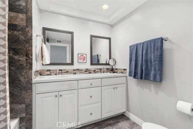 14801 Mayten Avenue, Irvine CA: https://media.crmls.org/medias/21f57e06-7201-4a90-a9b2-1ee7f5a4a34a.jpg