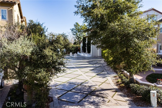 18 Elissa Lane, Ladera Ranch CA: https://media.crmls.org/medias/21f5a559-6763-49f7-a544-b5646414af2e.jpg