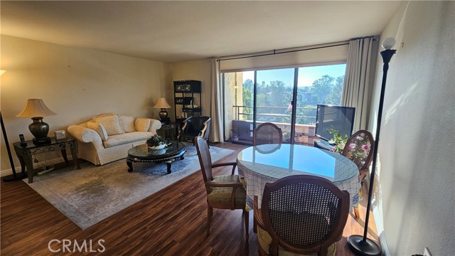 Detail Gallery Image 4 of 21 For 24055 Paseo Del Lago #763,  Laguna Woods,  CA 92637 - 2 Beds | 2 Baths