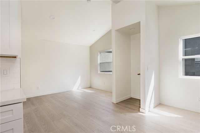 Detail Gallery Image 47 of 54 For 1003 Seal Way, Seal Beach,  CA 90740 - 6 Beds | 4 Baths