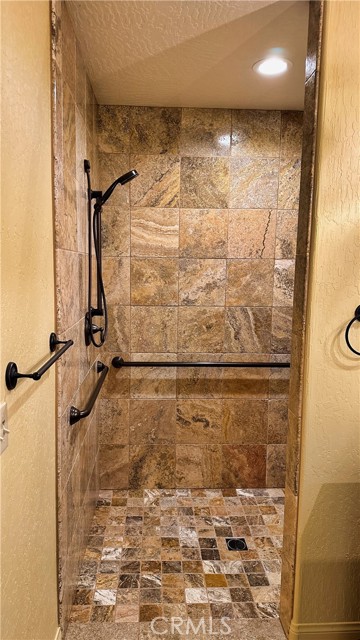 Detail Gallery Image 37 of 67 For 9525 Joshua St, Apple Valley,  CA 92308 - 3 Beds | 2 Baths