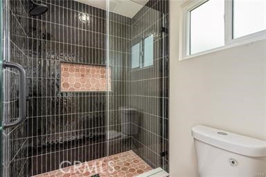 https://media.crmls.org/medias/21fadd2f-82bb-4f38-8ea1-d38755dca945.jpg?preset=X-Large