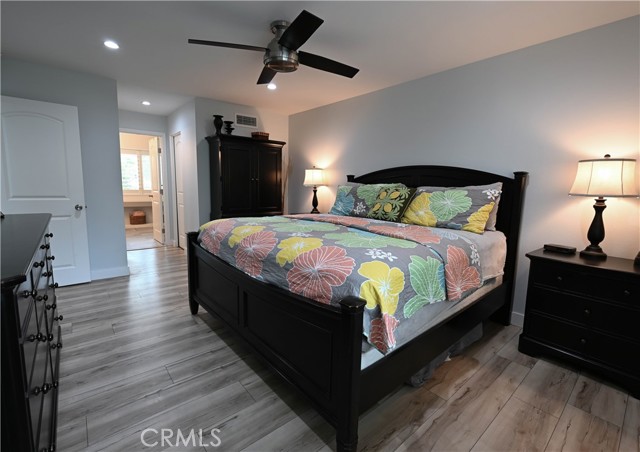 1222 S Westlake Boulevard, Westlake Village CA: https://media.crmls.org/medias/21fb940c-1d47-4562-b827-cc042e1cd534.jpg
