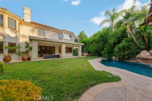 5418 Amber Circle, Calabasas CA: https://media.crmls.org/medias/21fc45d8-dd63-4caa-b80f-78ec0c837d30.jpg