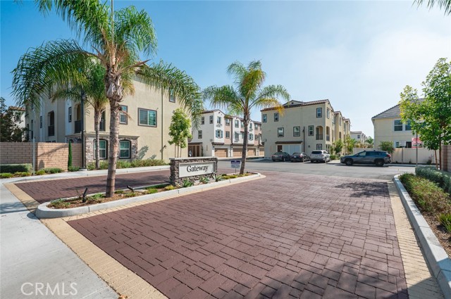 Detail Gallery Image 32 of 41 For 123 Colorado, Pomona,  CA 91766 - 4 Beds | 3 Baths